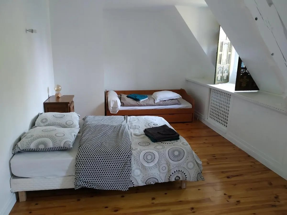 Maison En Pierre Dans Son Nid De Verdure Roz-Landrieux